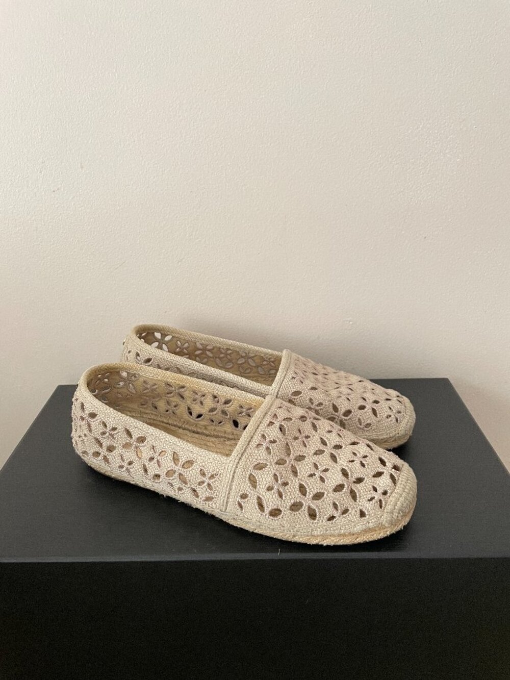 MICHAEL KORS Espadrilles Flats Slip On